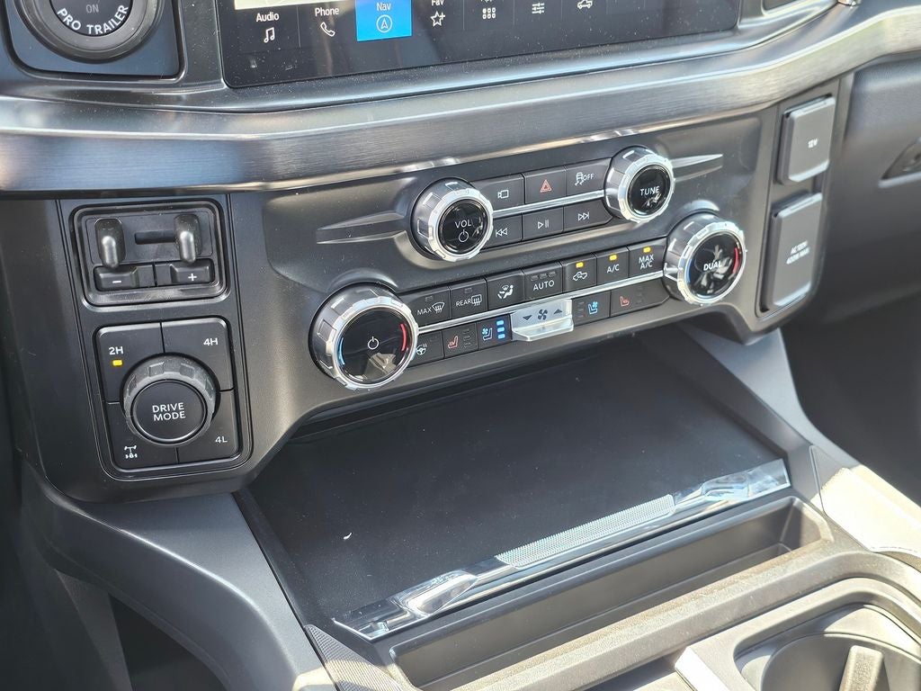 2026 Ford F-350 SD Lariat