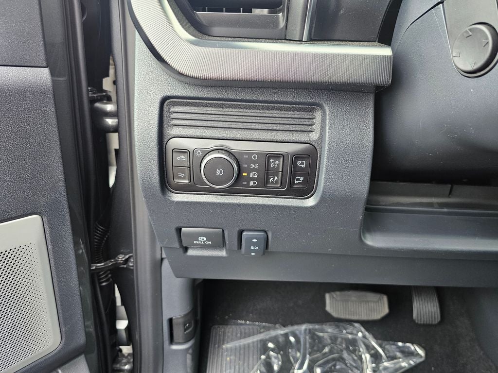 2026 Ford F-350 SD Platinum