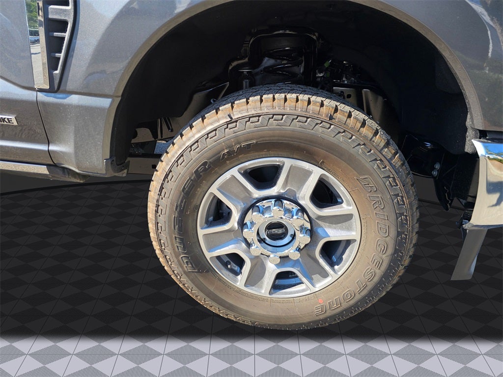 2026 Ford F-350 SD Lariat