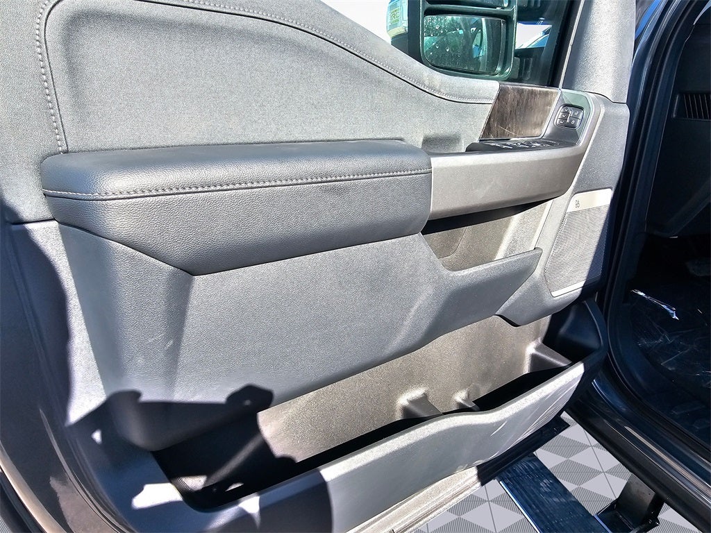 2026 Ford F-350 SD Lariat