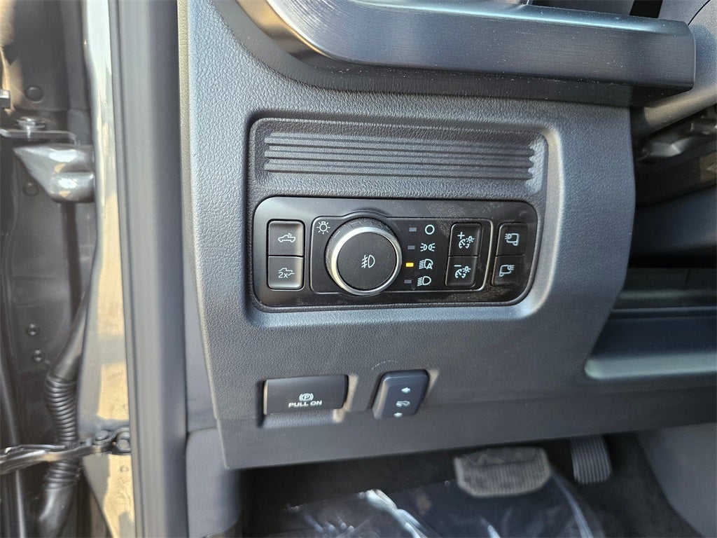 2026 Ford F-350 SD Lariat