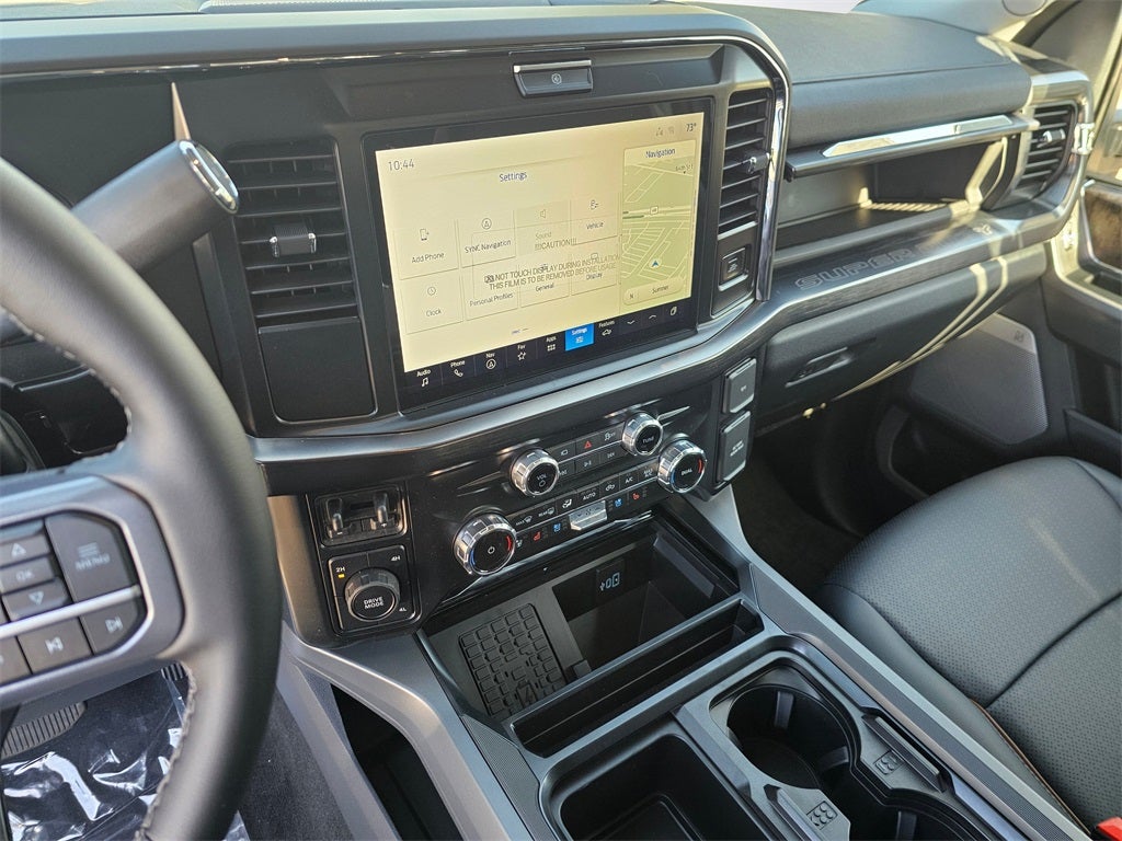 2026 Ford F-350 SD Lariat