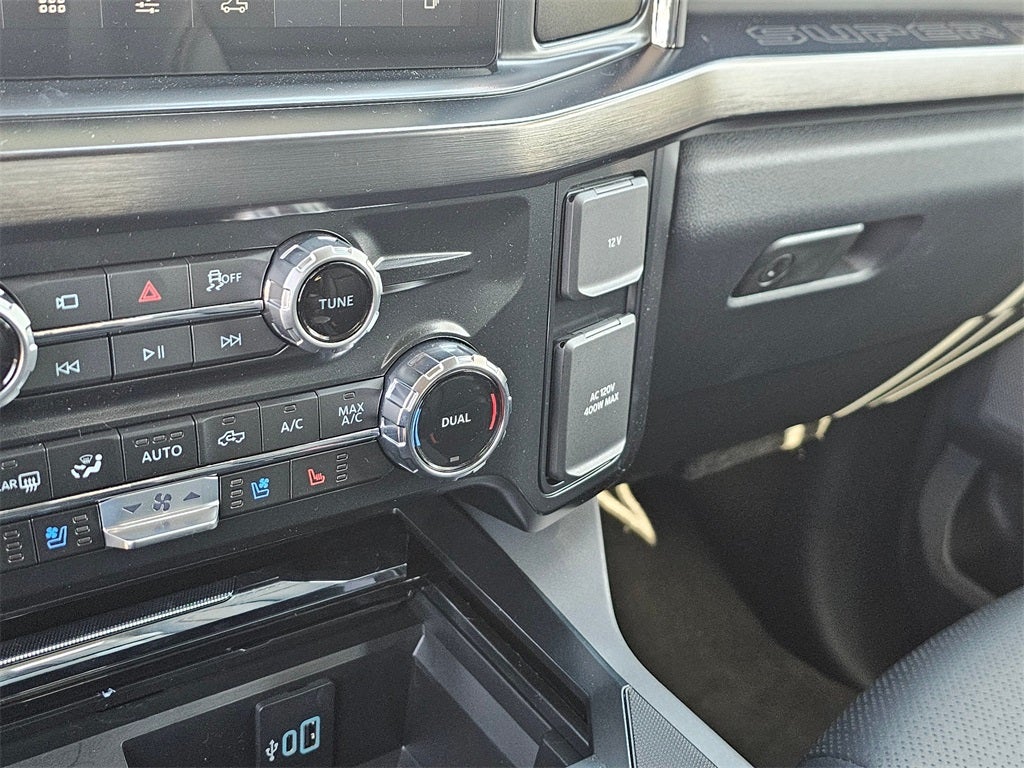 2026 Ford F-350 SD Lariat