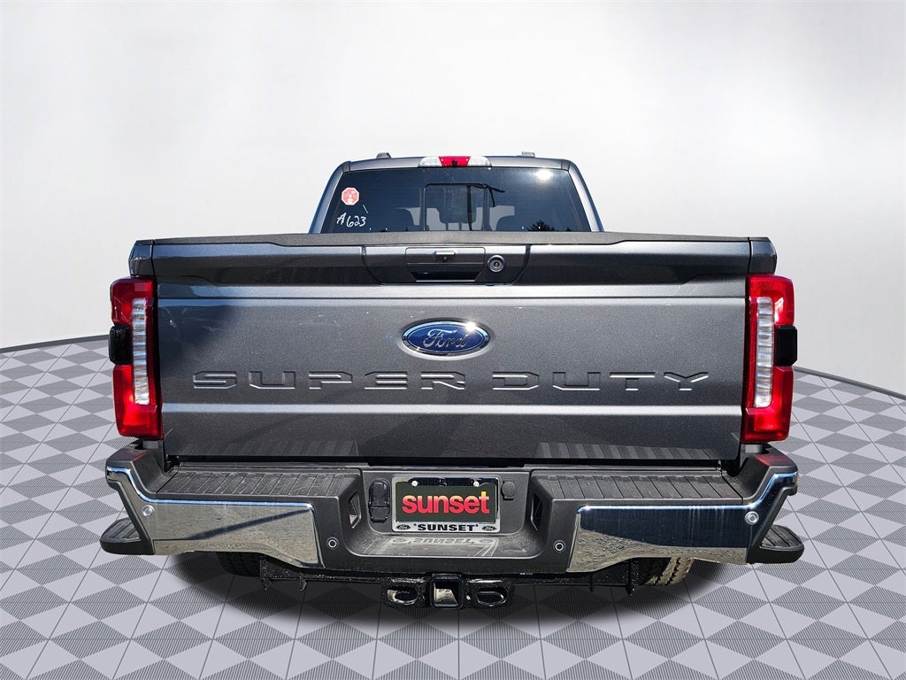 2026 Ford F-350 SD Lariat