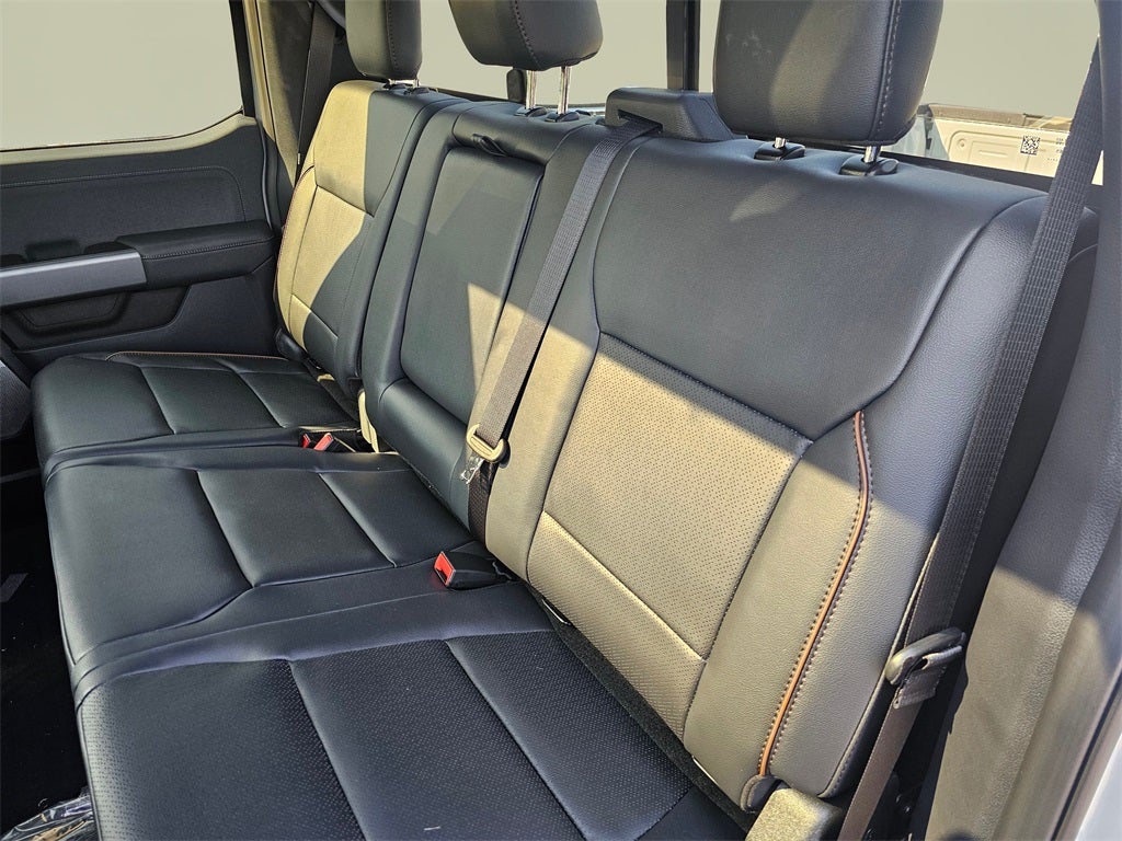 2026 Ford F-350 SD Lariat