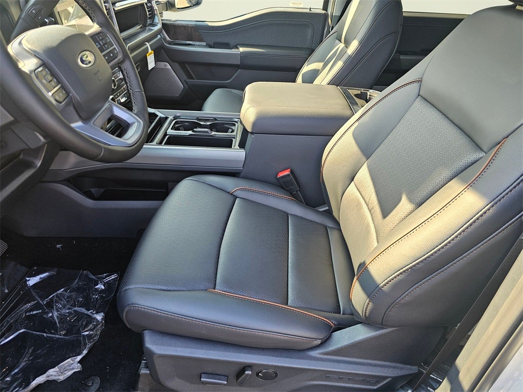 2026 Ford F-350 SD Lariat