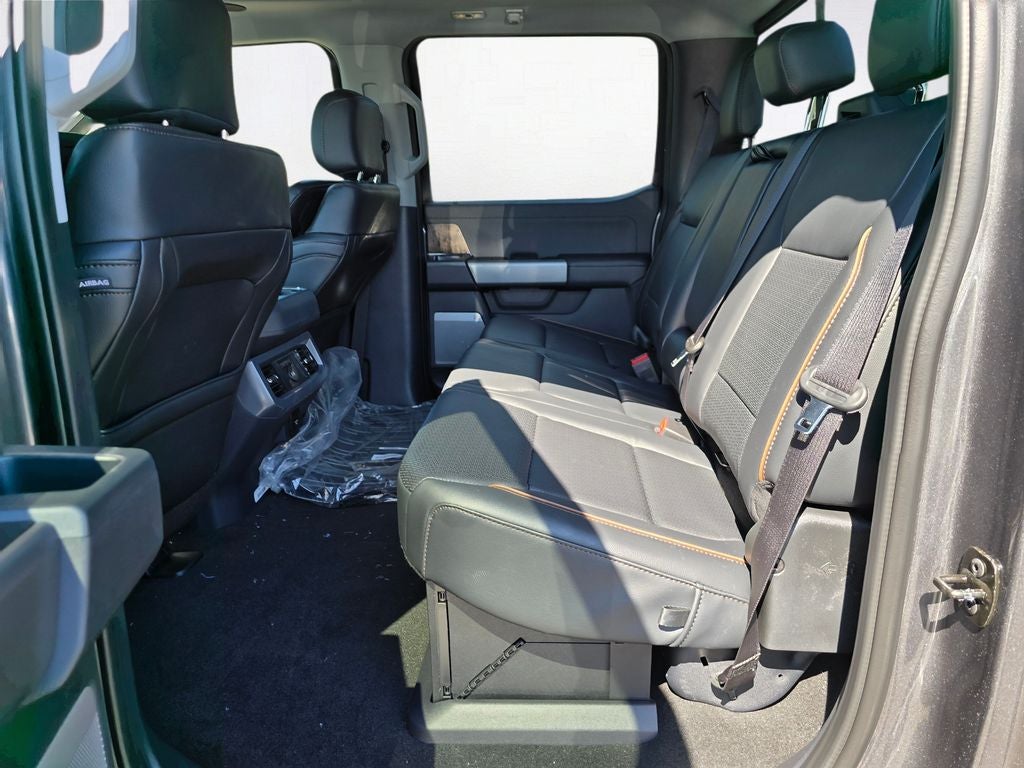 2026 Ford F-350 SD Lariat