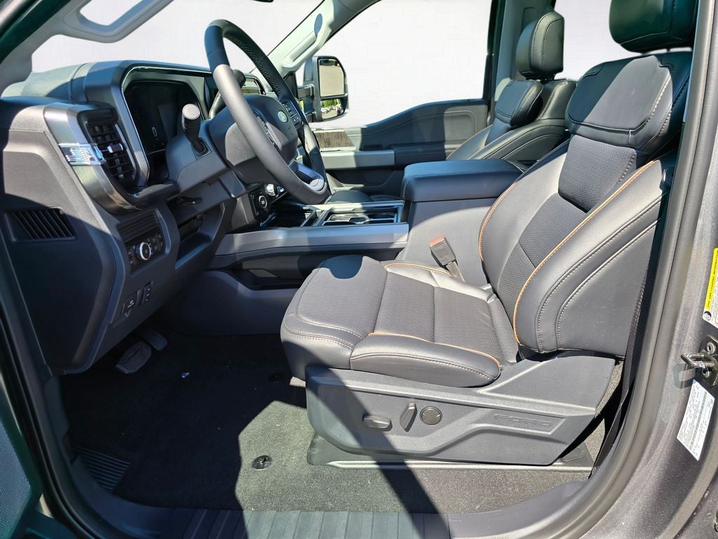 2026 Ford F-350 SD Lariat