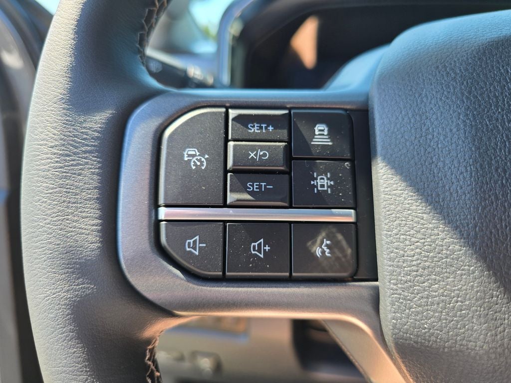 2026 Ford F-350 SD Lariat