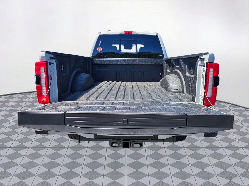 2026 Ford F-350 SD Lariat