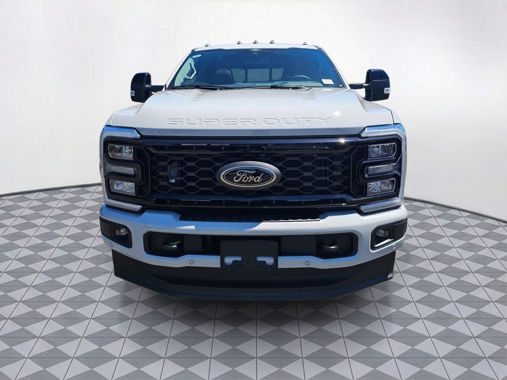 2026 Ford F-350 SD Lariat
