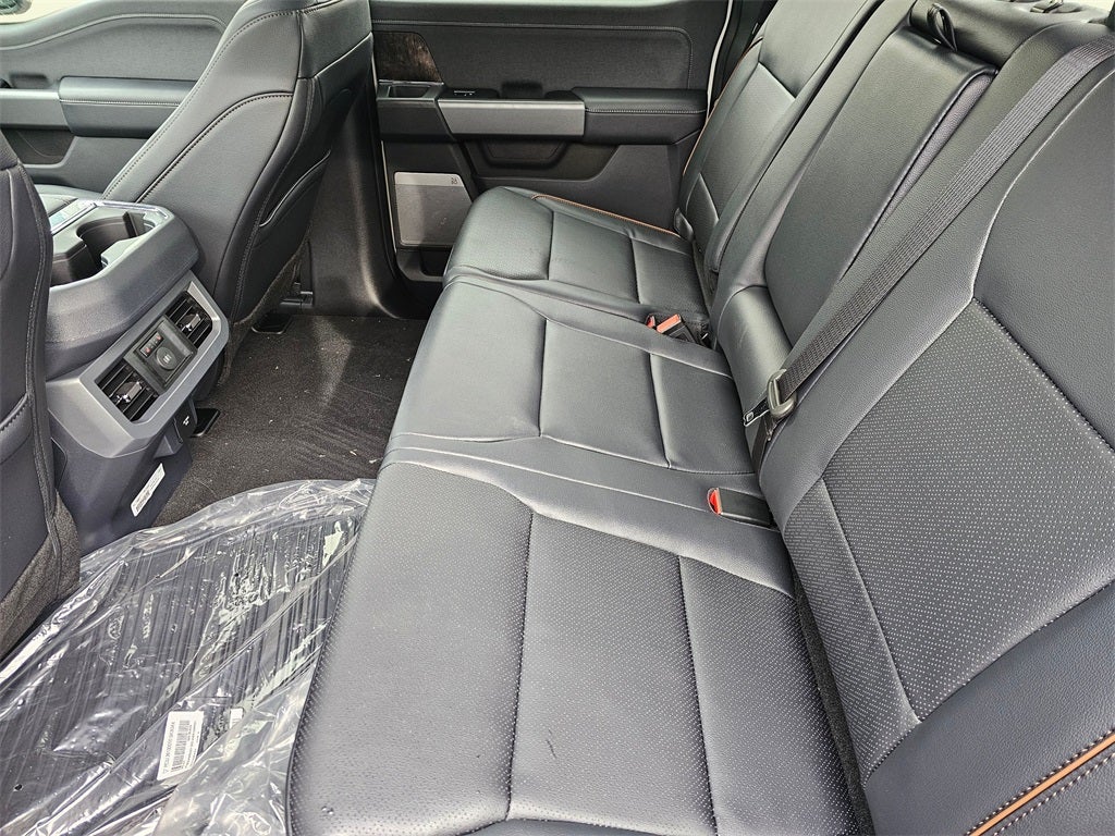 2026 Ford F-350 SD Lariat