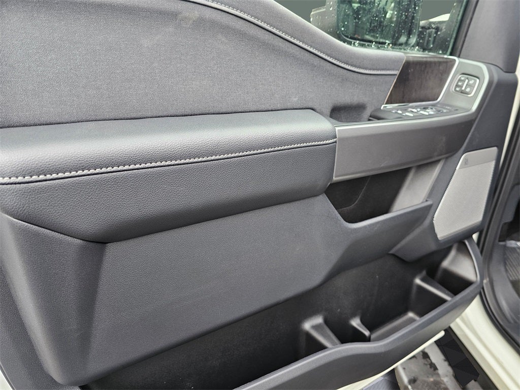 2026 Ford F-350 SD Lariat