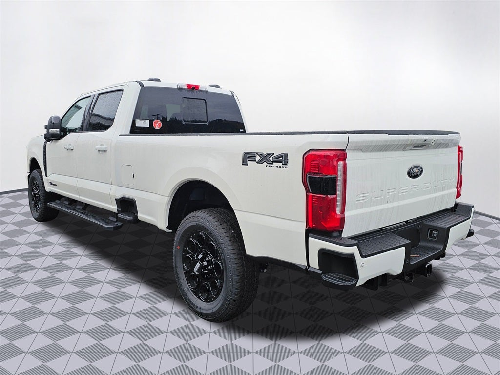 2026 Ford F-350 SD Lariat