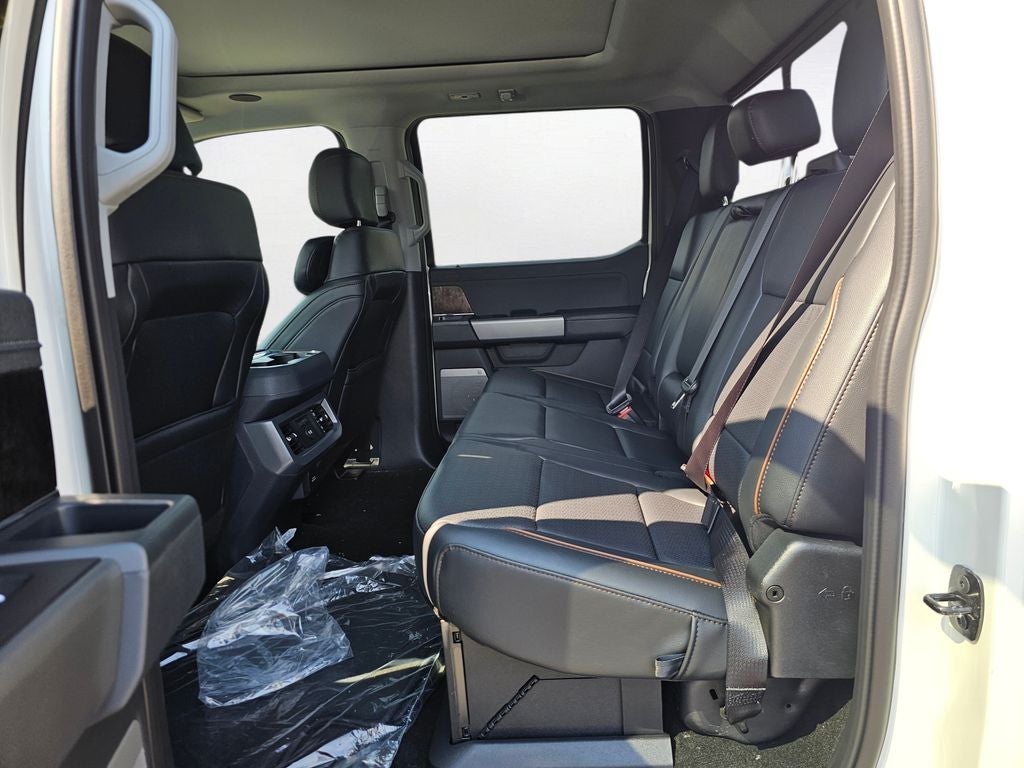 2026 Ford F-350 SD Lariat