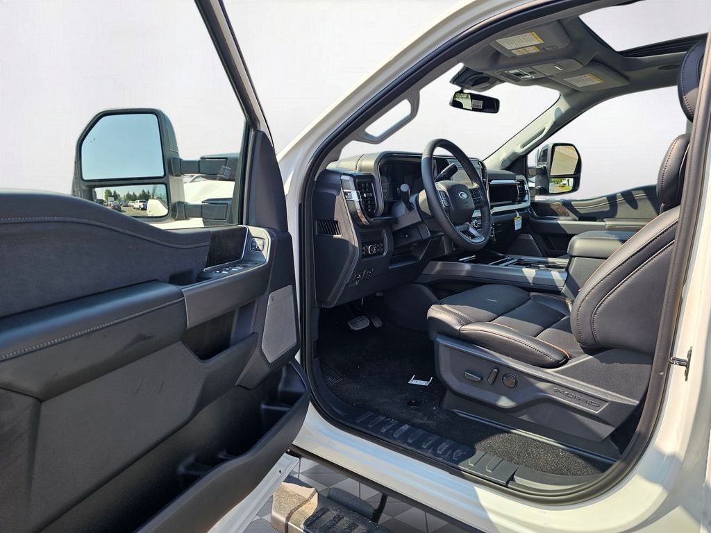 2026 Ford F-350 SD Lariat