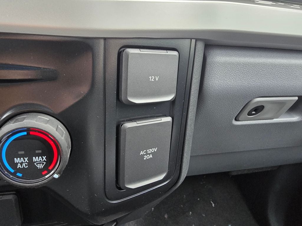 2026 Ford F-350 SD XLT