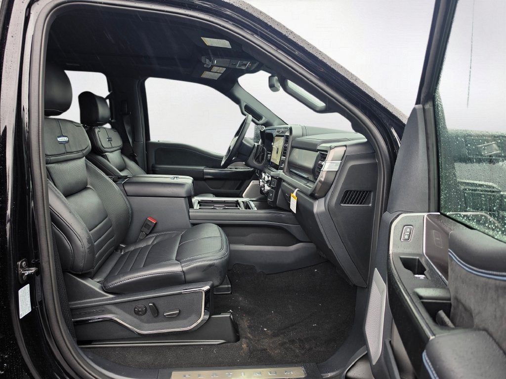 2026 Ford F-350 SD Platinum