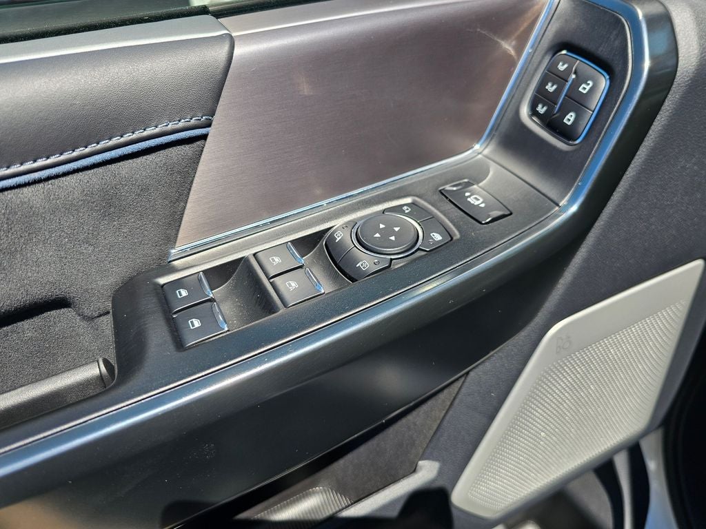 2026 Ford F-350 SD Platinum
