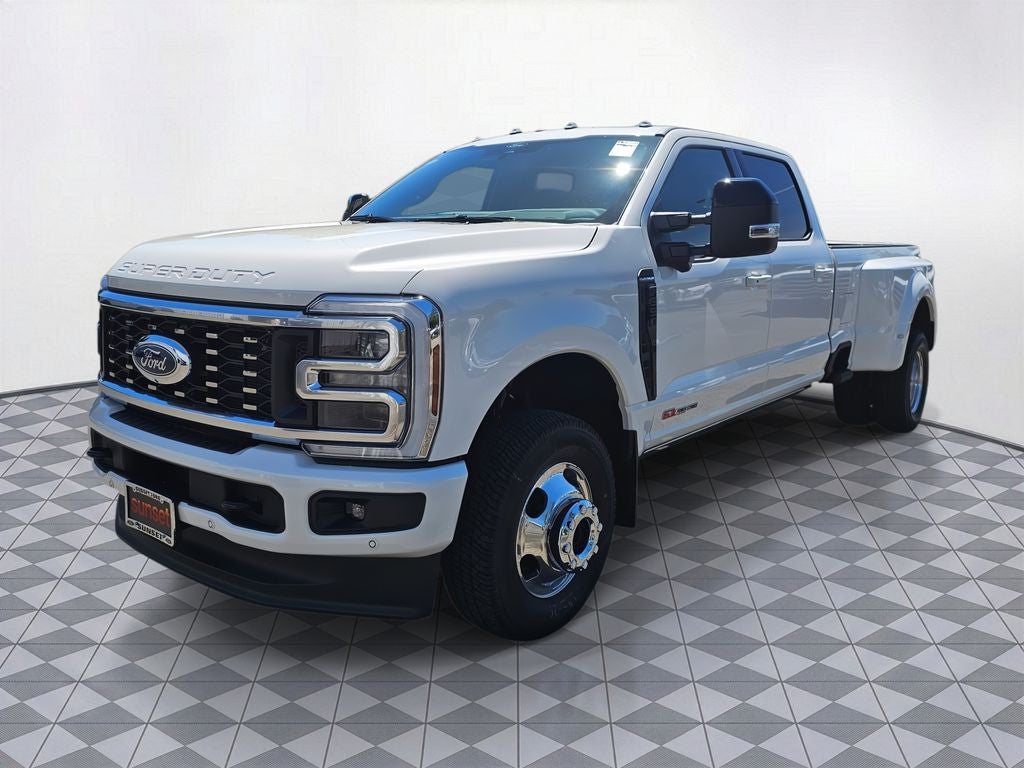 2026 Ford F-350 SD Platinum