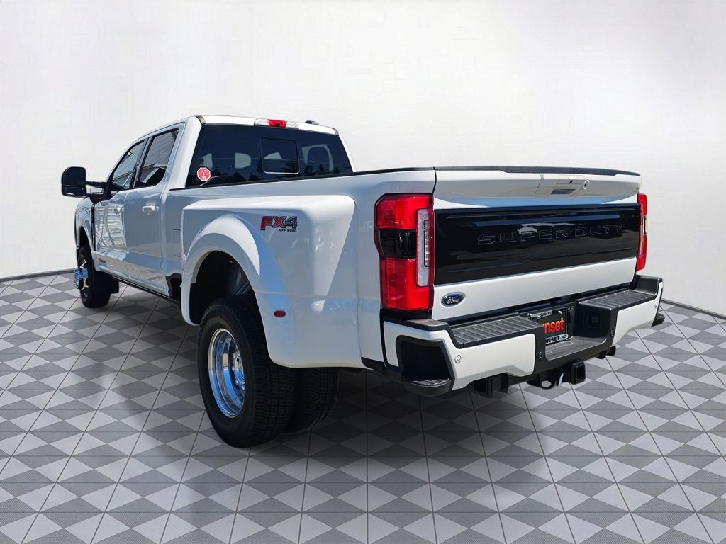 2026 Ford F-350 SD Platinum