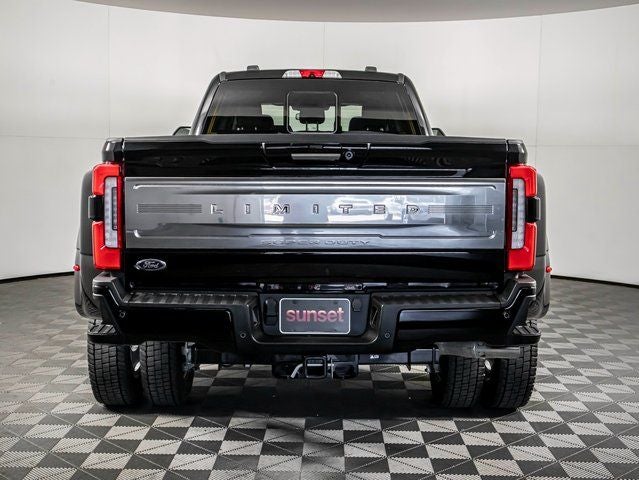 2023 Ford F-450 SD Limited DRW