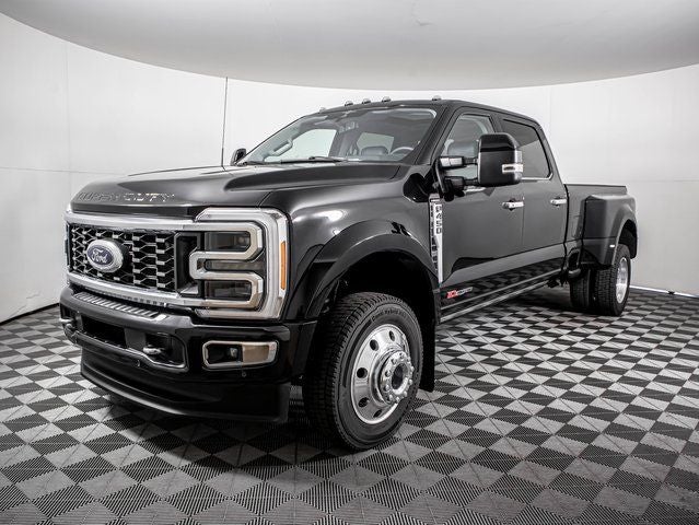 2023 Ford F-450 SD Limited DRW