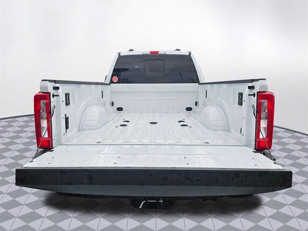 2026 Ford F-450 SD XLT DRW