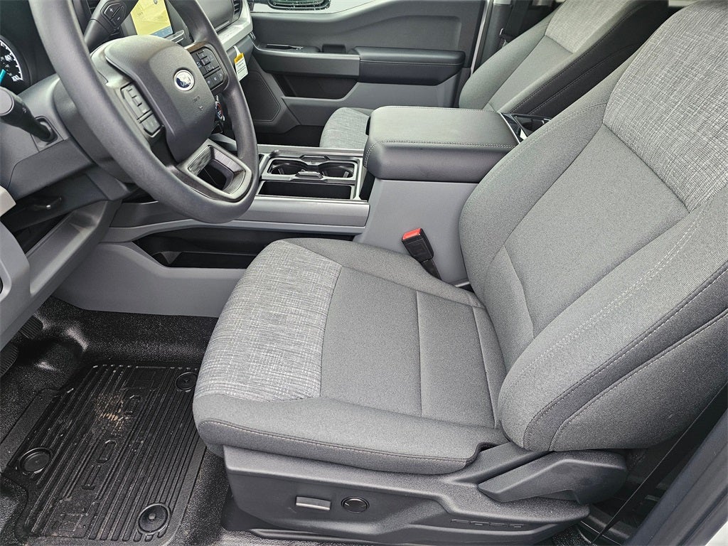 2026 Ford F-450 SD XLT DRW