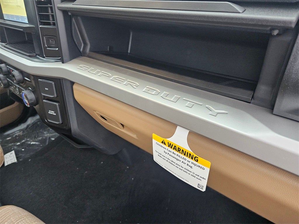 2026 Ford F-350 SD F-350® XLT