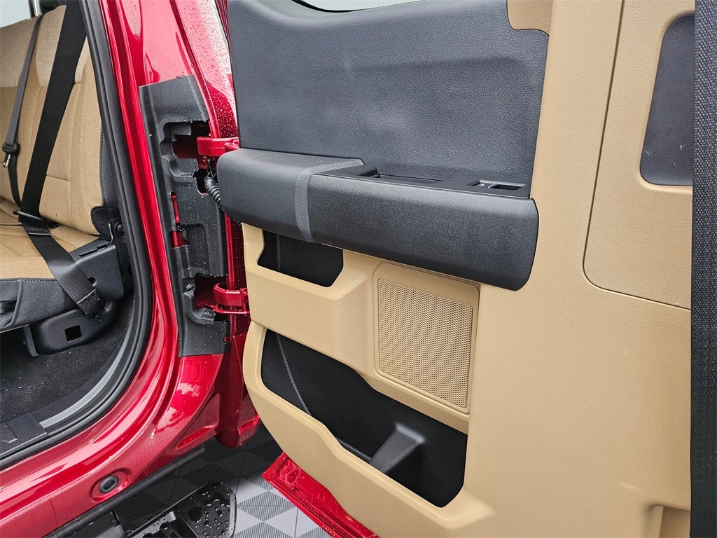 2026 Ford F-350 SD F-350® XLT