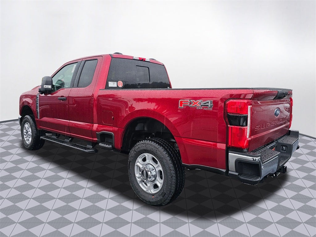 2026 Ford F-350 SD F-350® XLT
