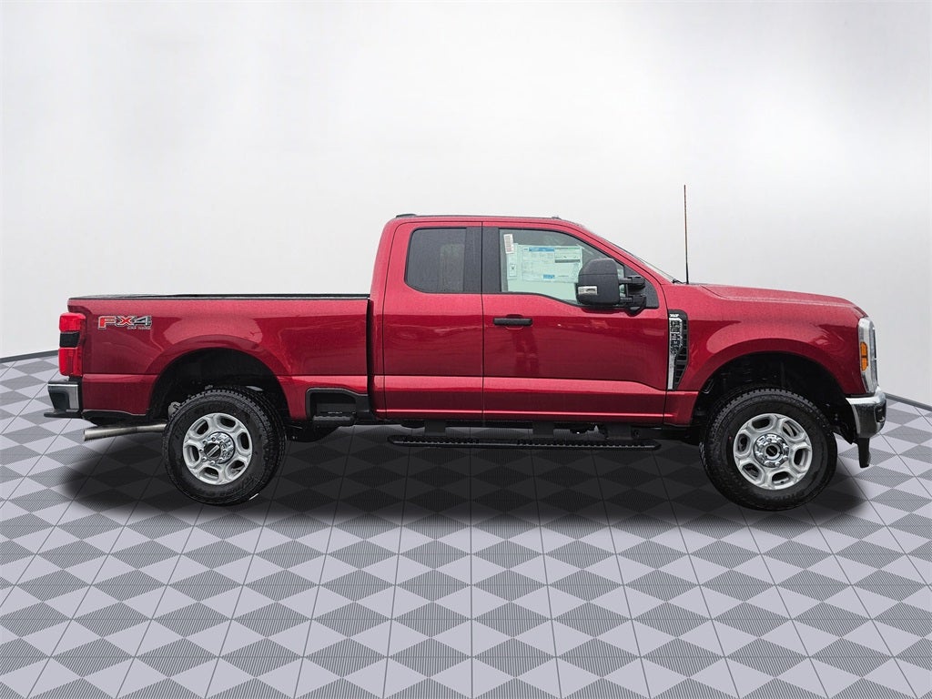2026 Ford F-350 SD F-350® XLT