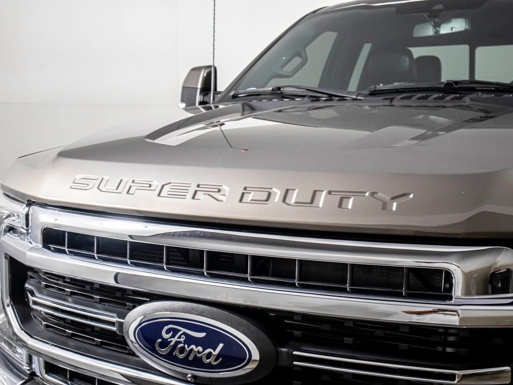 2022 Ford F-350 SD Lariat
