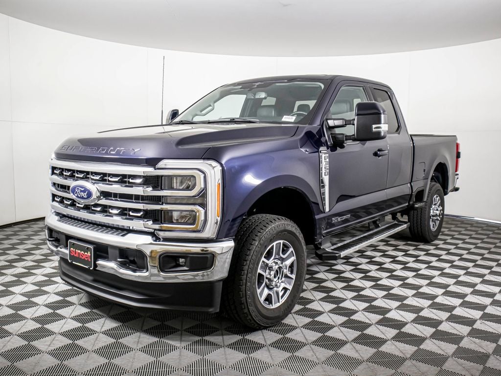2023 Ford F-350 SD Lariat