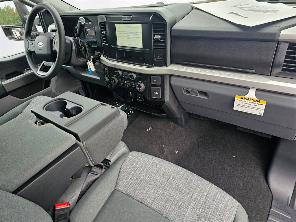 2026 Ford F-350 SD XLT