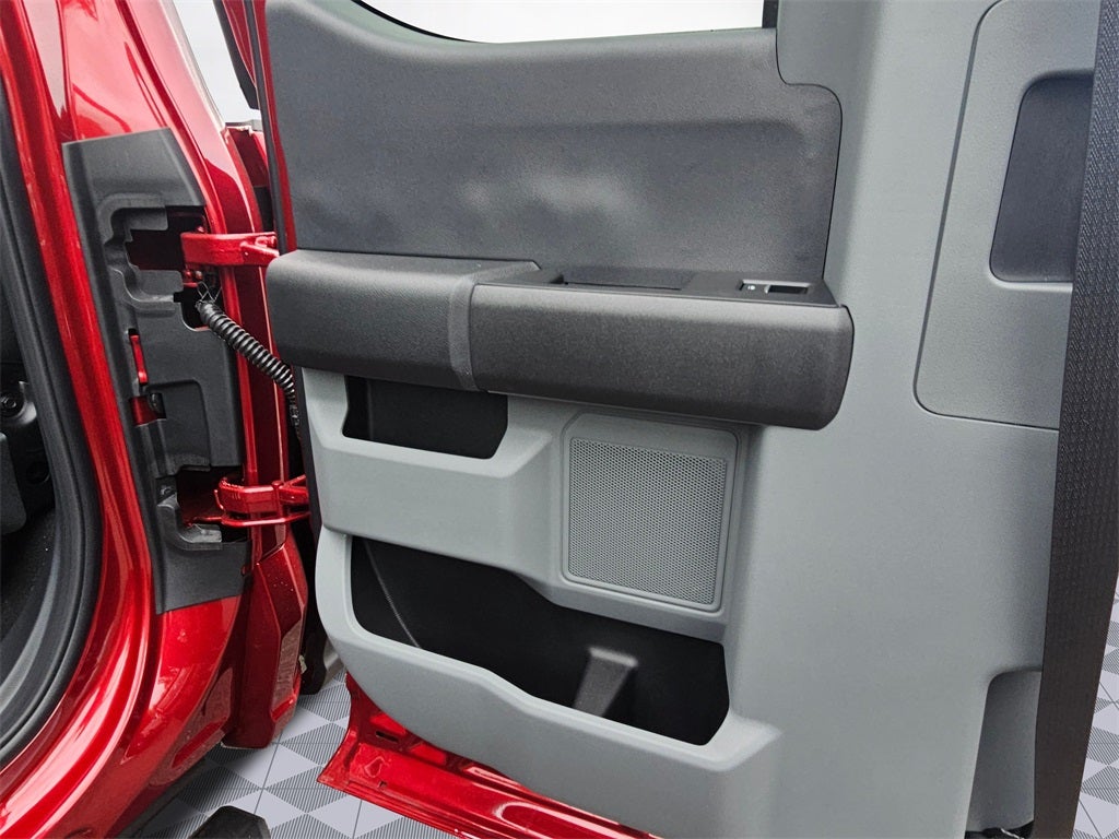 2026 Ford F-350 SD XLT