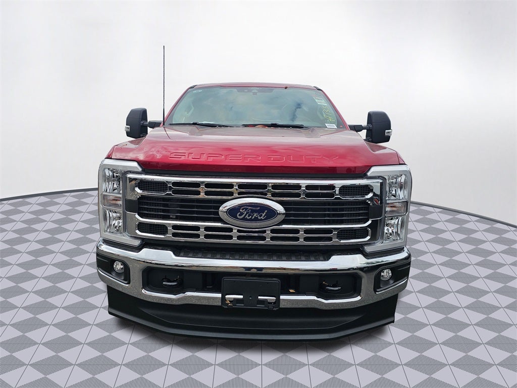 2026 Ford F-350 SD XLT