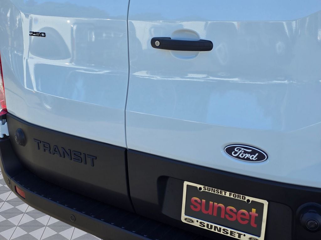 2027 Ford Transit-250 Base