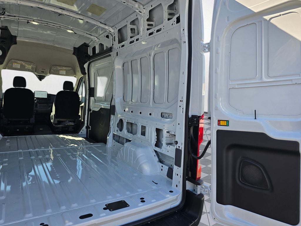 2027 Ford Transit-250 Base