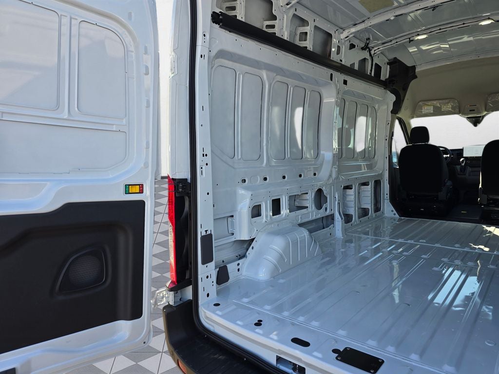 2027 Ford Transit-250 Base