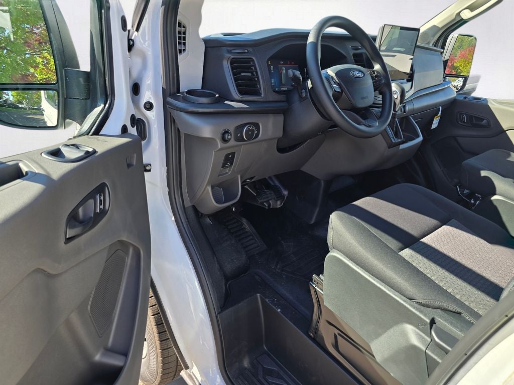 2027 Ford Transit-250 Base