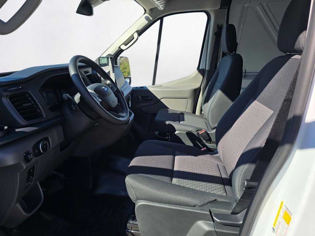 2027 Ford Transit-250 Base