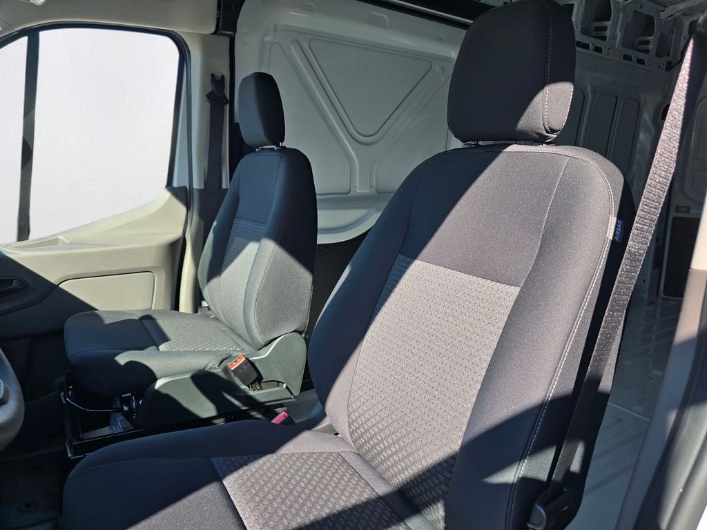 2027 Ford Transit-250 Base