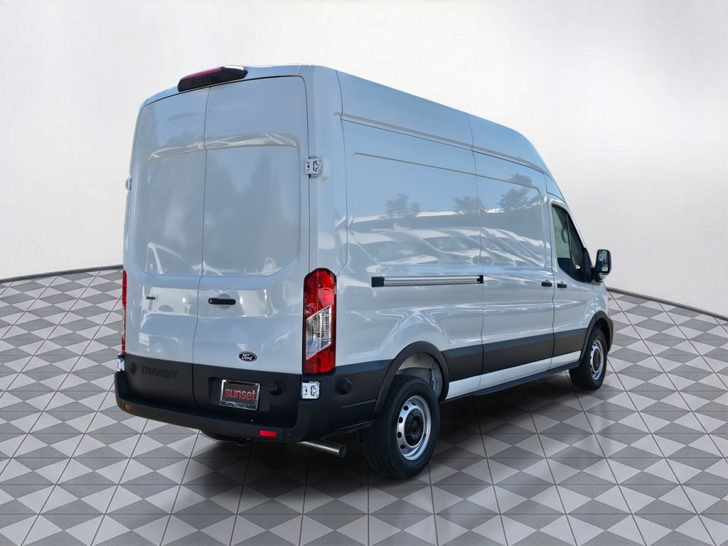 2027 Ford Transit-250 Base