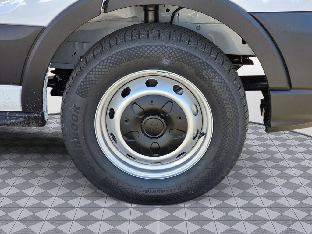 2027 Ford Transit-250 Base