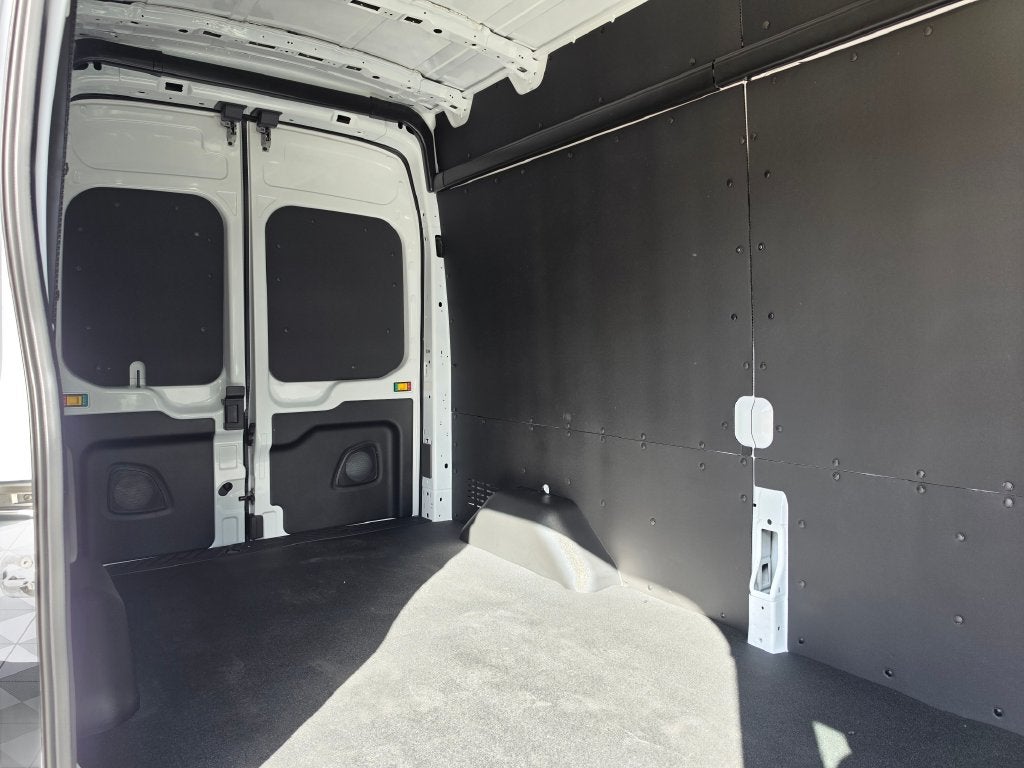 2027 Ford Transit-250 Base