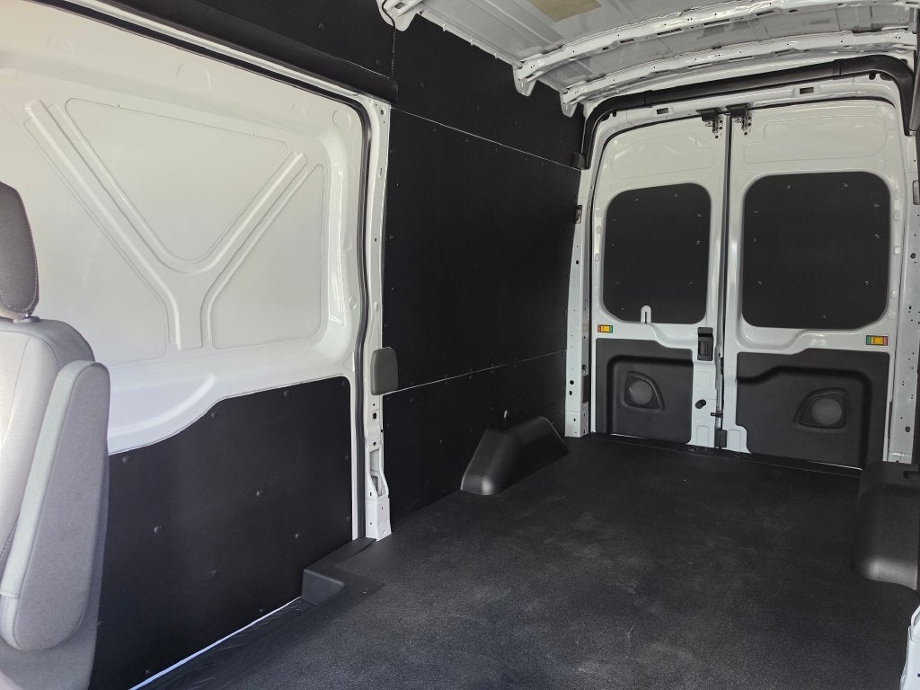 2027 Ford Transit-250 Base