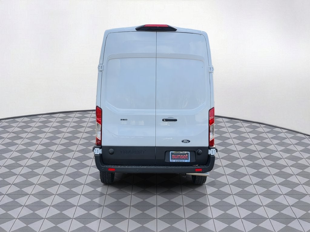 2027 Ford Transit-250 Base