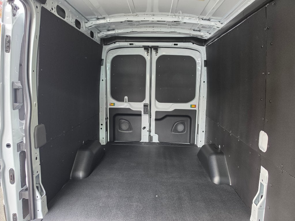 2027 Ford Transit-250 Base